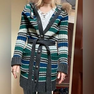 Beautiful vintage wool sweater